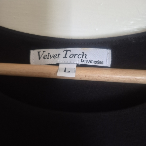 Velvet Torch Classic Black Short Sleeve Dress Soft And Comfy L - Picture 2 of 4